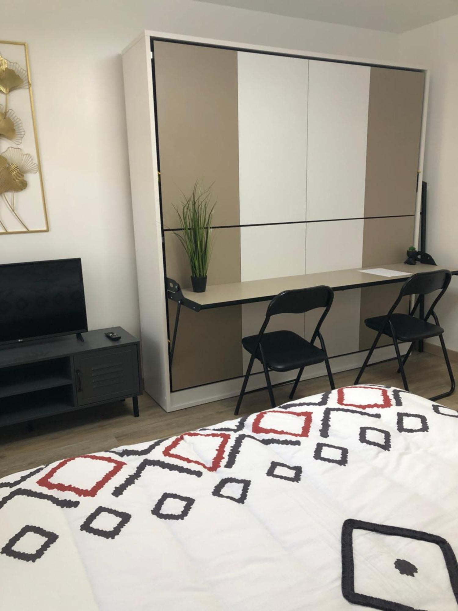 Appartement Chaleureux -Paris-Cdg-Rer B-Parc Des Expos De Villepinte-Disneyland-Asterix-Stade De France- Vaujours Eksteriør bilde